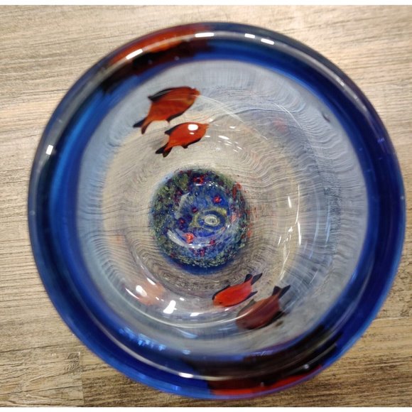 Vtg Murano? Cylinder Art Glass Ocean Fishes Vase Decor Cobalt Blue Rim 7x4" - Picture 5 of 10